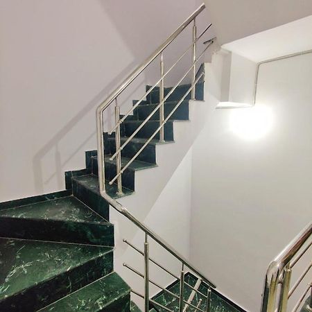 Kohinoor Guest House Варанаси Экстерьер фото