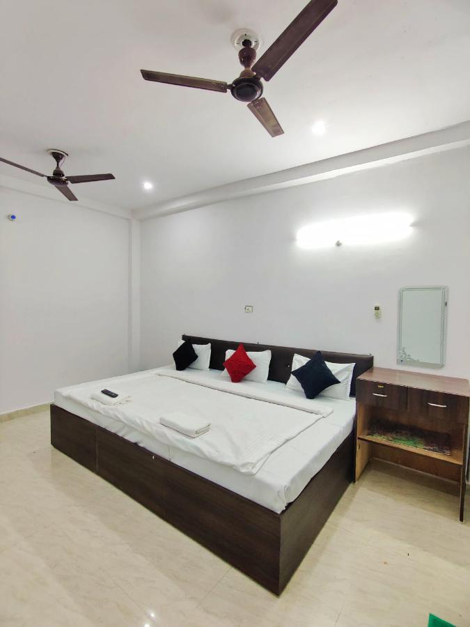 Kohinoor Guest House Варанаси Экстерьер фото